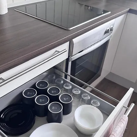 Welcome To A Nice, Bright And Spacious Apartment! *