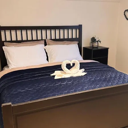 Welcome To A Nice, Bright And Spacious Apartment! פרדריקסטאד