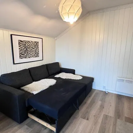 Welcome To A Nice, Bright And Spacious Apartment! * פרדריקסטאד