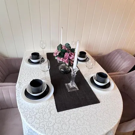 Welcome To A Nice, Bright And Spacious Apartment! Fredrikstad